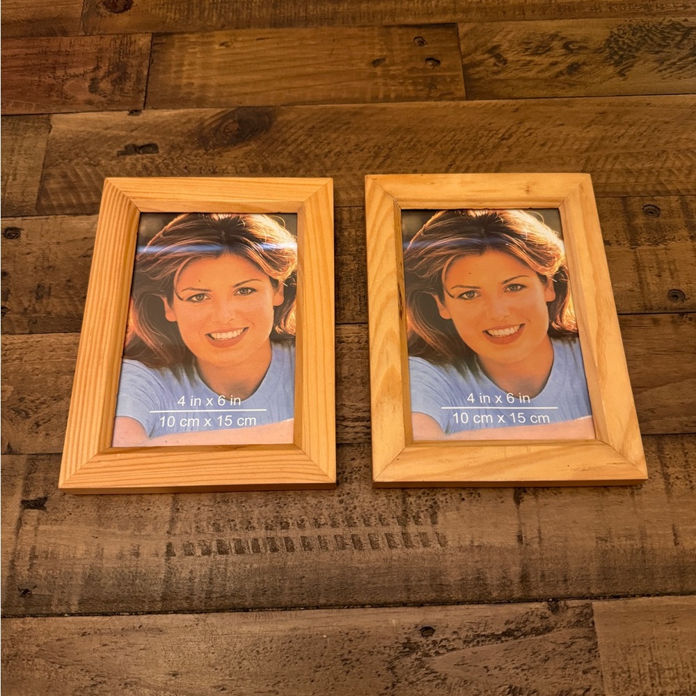 Two Natural Wood 4x6 Picture Frame Set